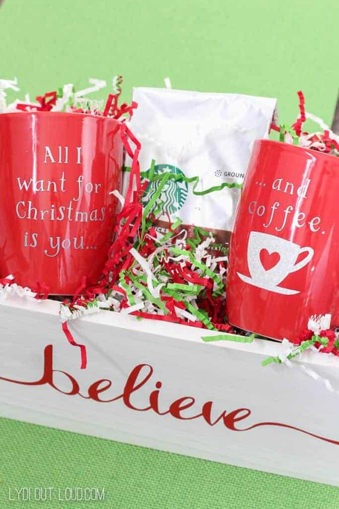 Cricut Explore Air 2 Christmas Mugs