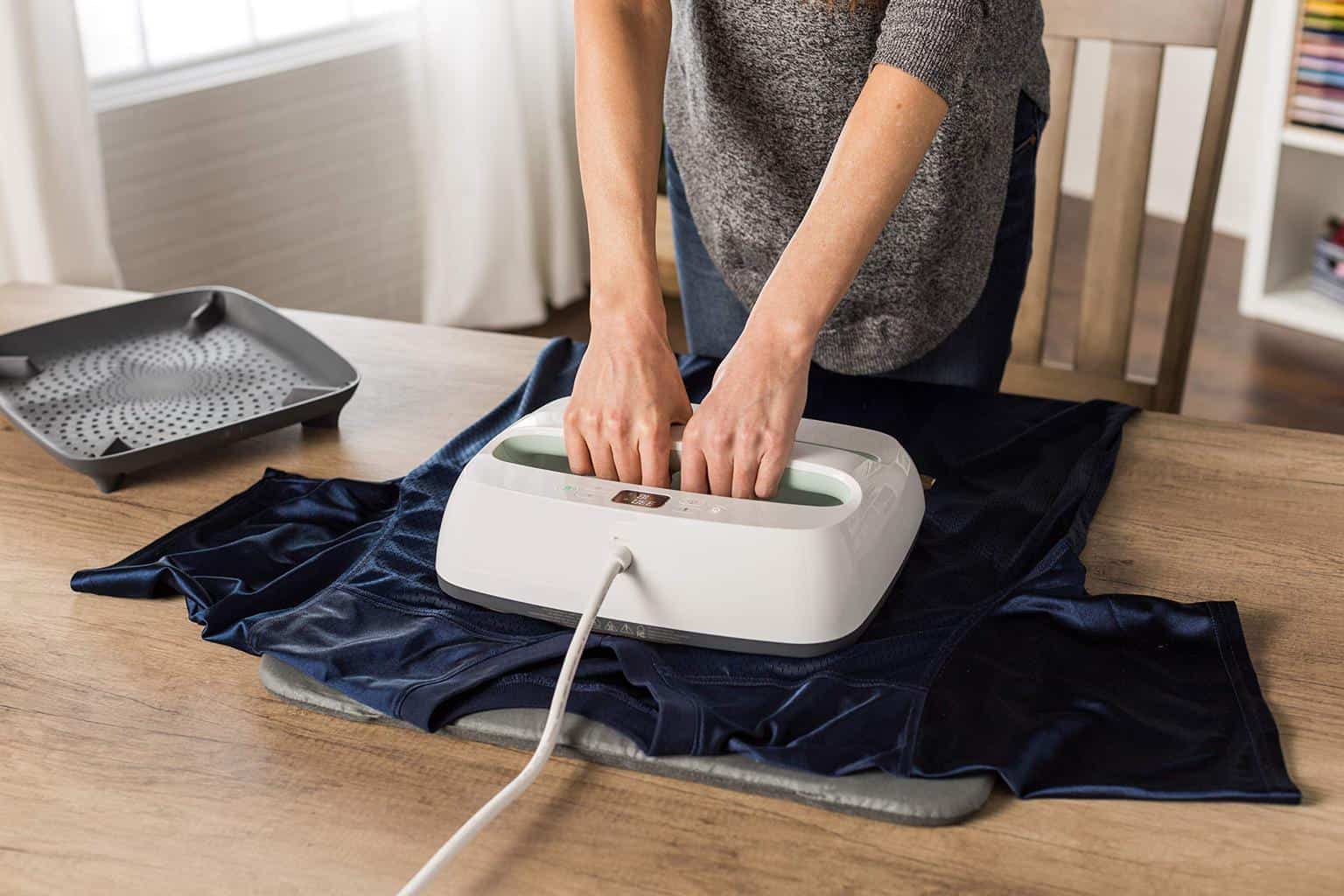 Cricut EasyPress 2 vs. Heat Press Machines