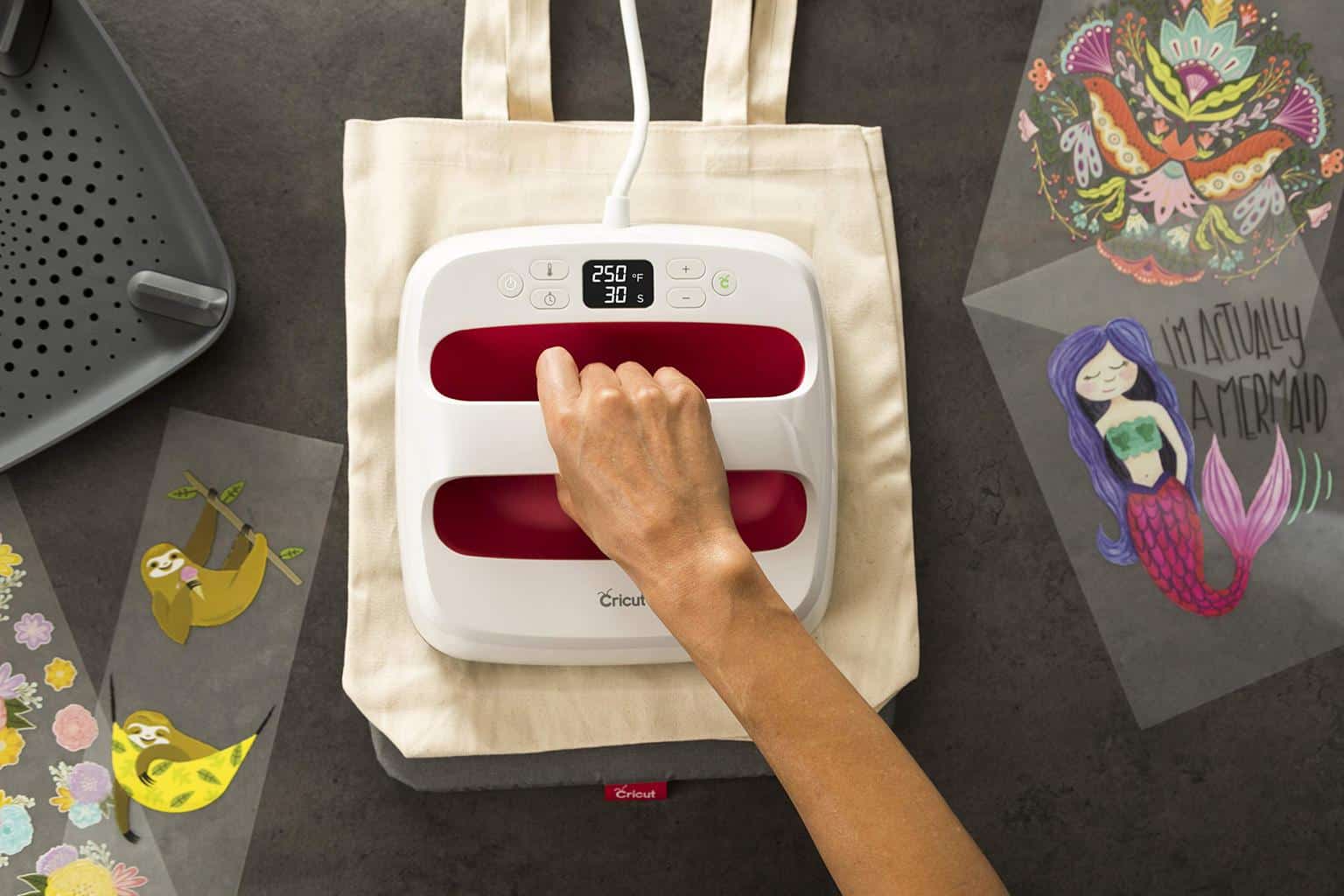 Cricut EasyPress 2 vs. Heat Press Machines