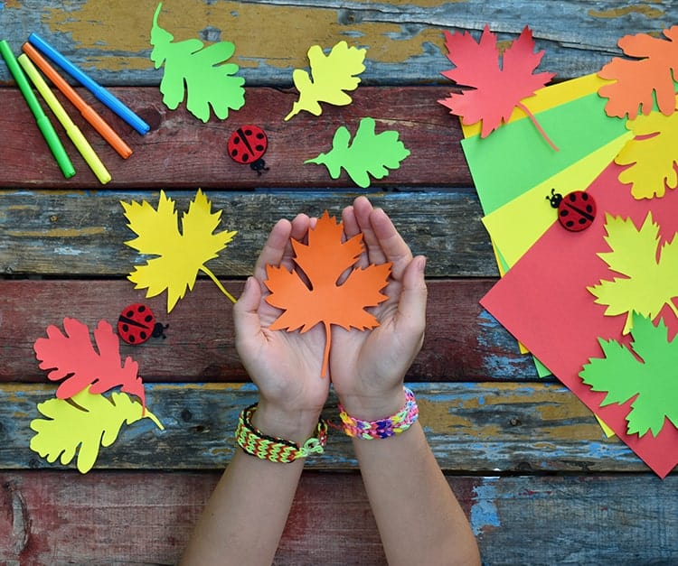 Easy fall crafts for kids with leaves