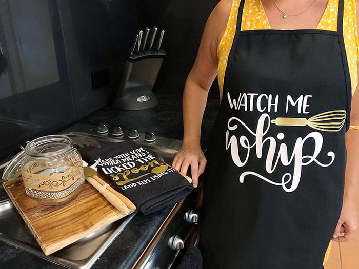 DIY-Cricut-apron