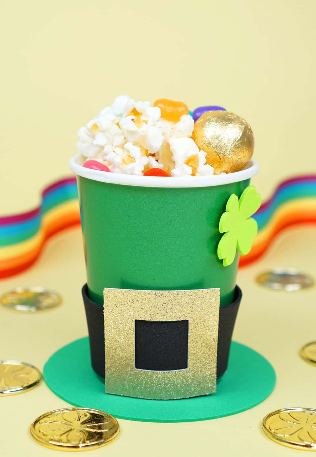 Treat-Cups-for-St-Patricks-Day-Leprechaun-Hats