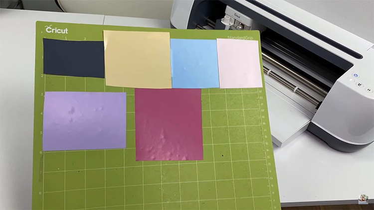 Vinyl on Cutting Mat