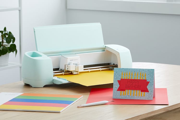 Cricut-Explore-3-with-Smart-Paper