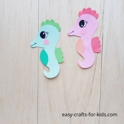 How-to-Make-Seahorse-from-Paper