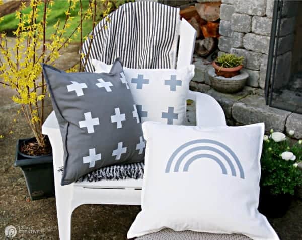 Patio-Pillows-2