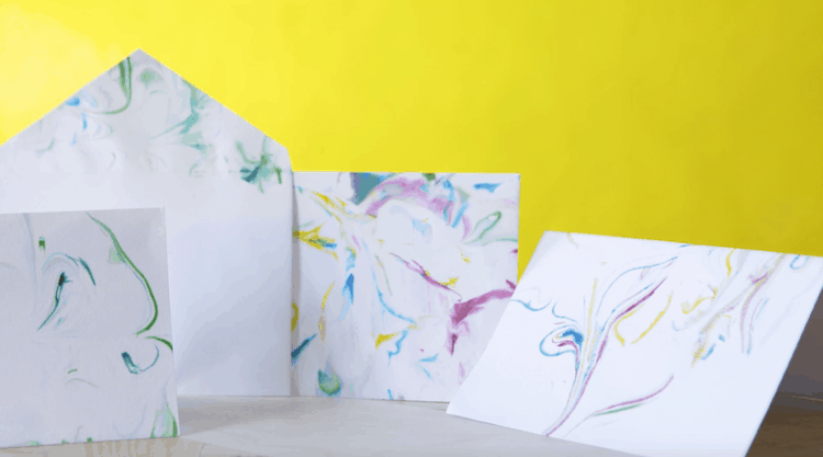 diy-paper-marbling-stationery