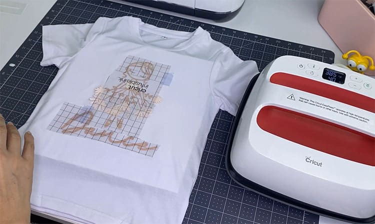 Place tshirt on heat press mat 