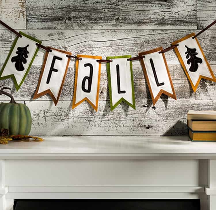 Family felt banner