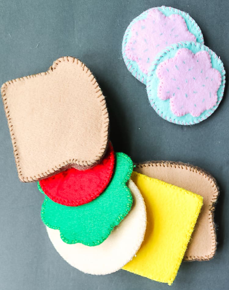 diy felt play food with cricut