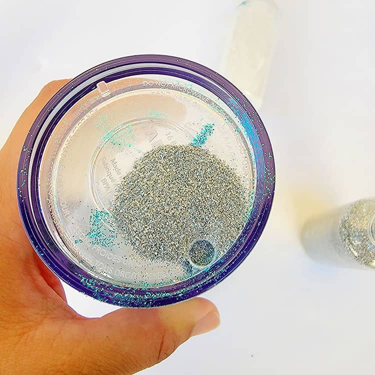 getting-glitter-in-the-tumbler