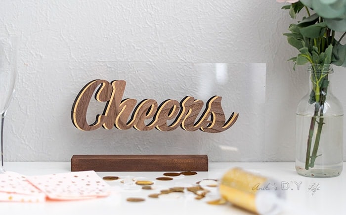 DIY-cheers-sign-cricut-new-year-Anikas-DIY-Life-700-9