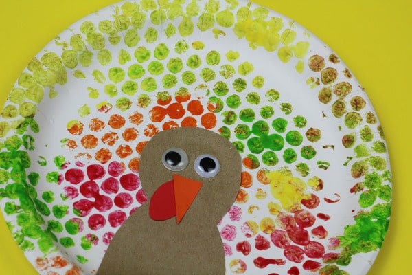 Bubble Wrap Paper Plate Turkey by crafts on sea