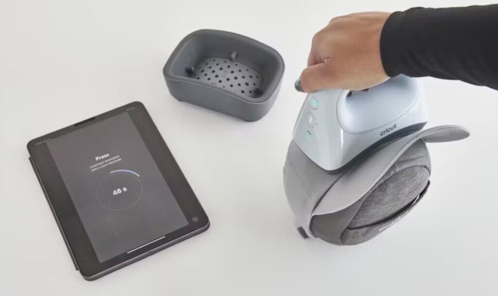 Cricut Hat Press Being Used