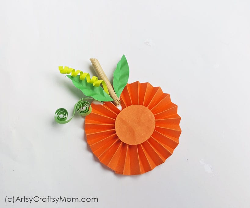 Easy Paper Pumpkin Thanksgiving Craft for kids by artsy crafsy mom