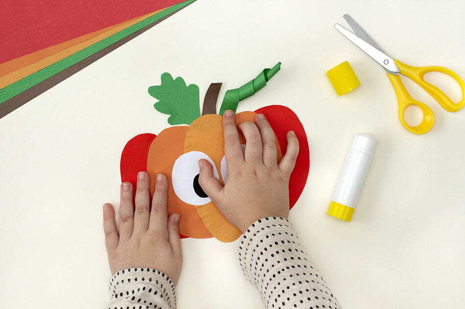 Happy Fall Pumpkin Craft for Kids Step 6