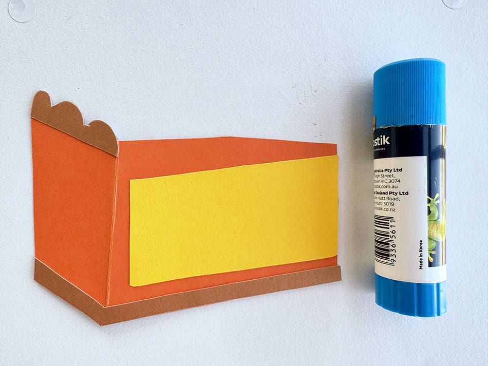 Pumpkin Pie Craft for Kids Step 2