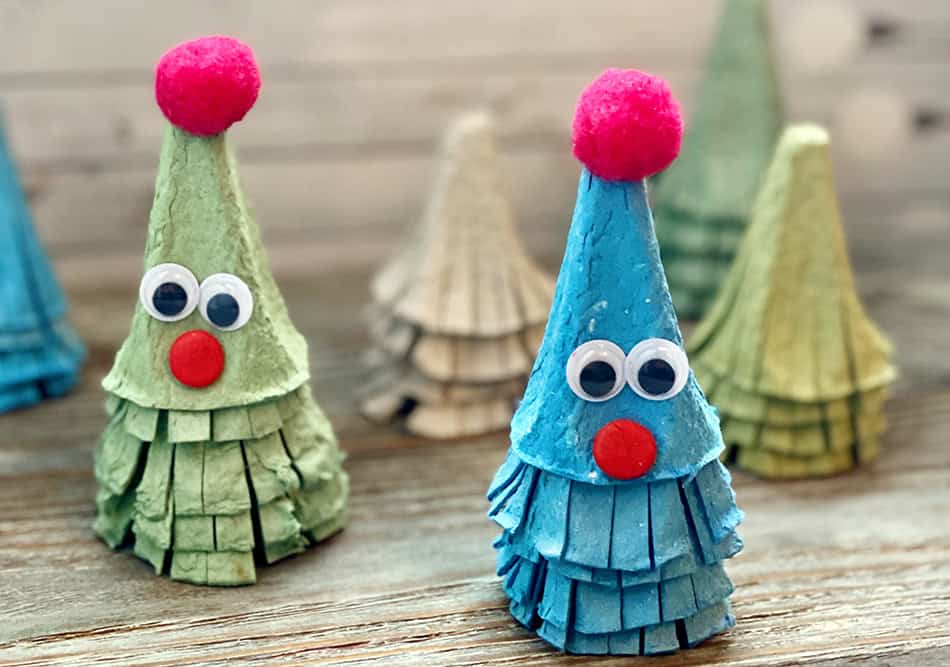 Recycle Egg Carton Christmas Tree Craft for Kids