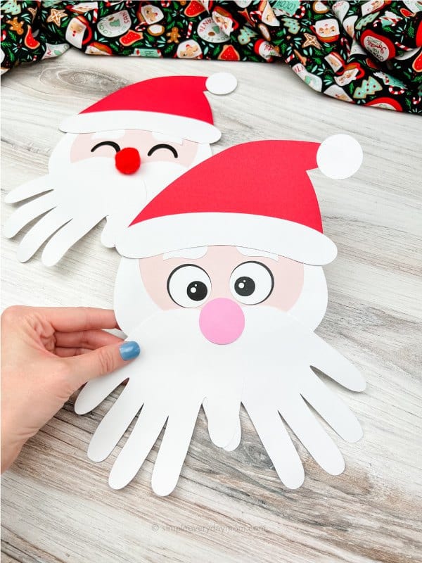 santa handprint by simple every day mom