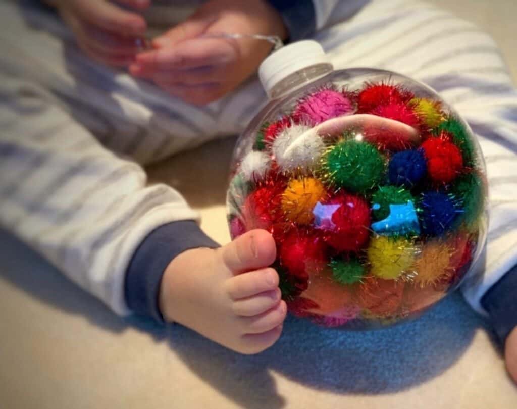 Christmas Bauble Kids Craft by Nanny Gunna