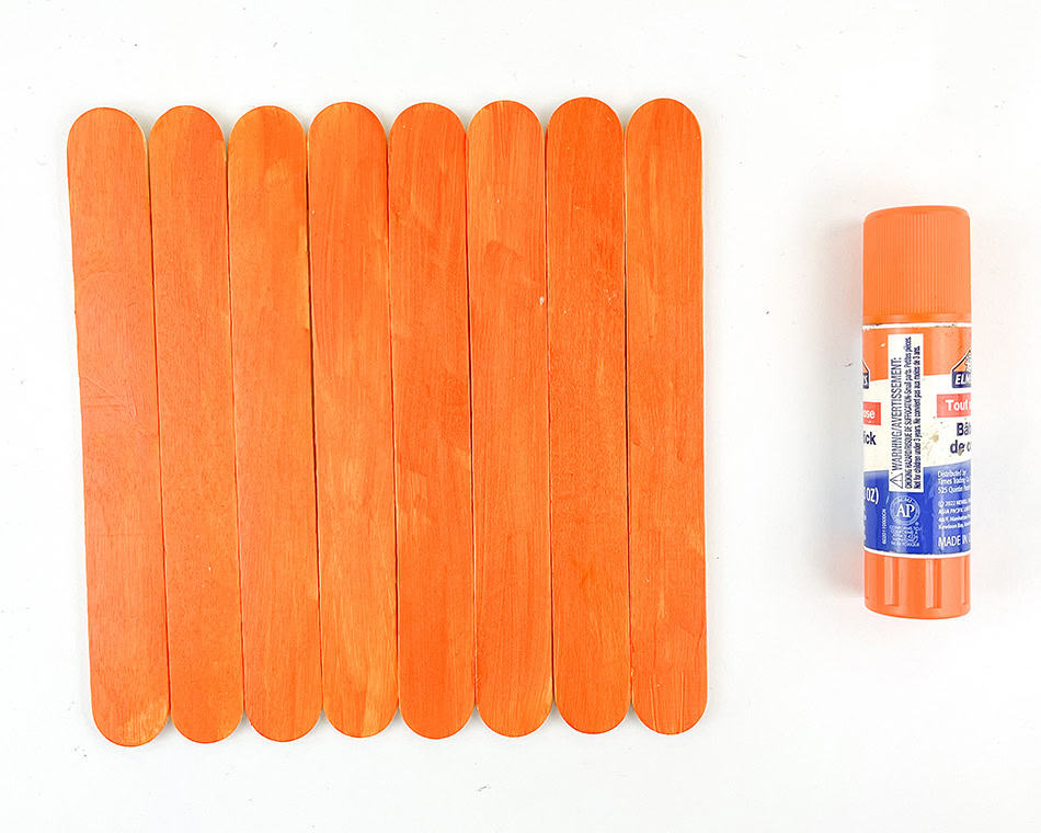 Cute Popsicle Stick Pumpkin Craft for Kids step 1