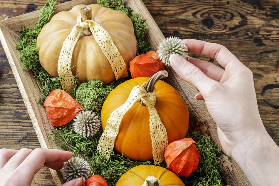 DIY Fall Thanksgiving Pumpkin Wood Tray Table Centerpiece Step 4