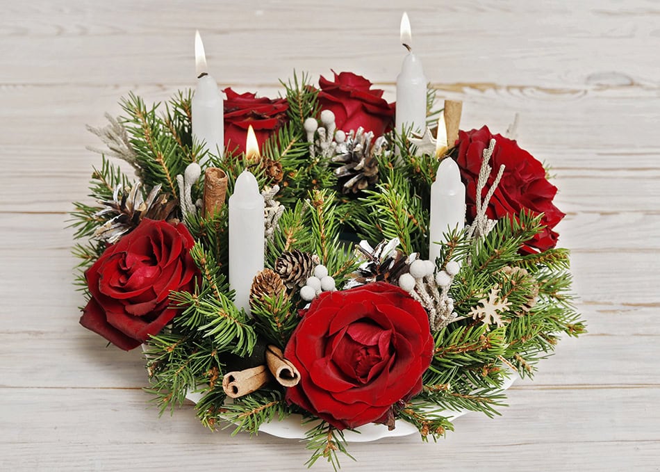 DIY Traditional Red and White Christmas Advent Wreath Tutorial