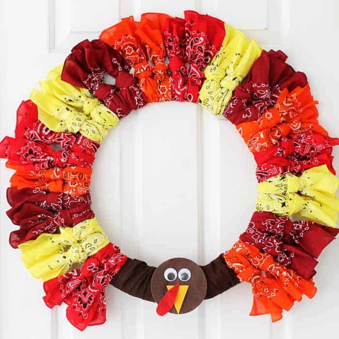 DIY Turkey Wreath for Thanksgiving by the Country Chic Cottage