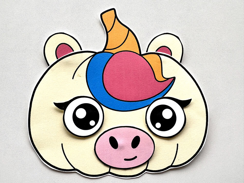 Disguise a Pumpkin as a Unicorn Step 4