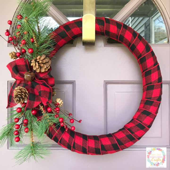 Easy Christmas Ribbon Wreath by Simply Crafty Life