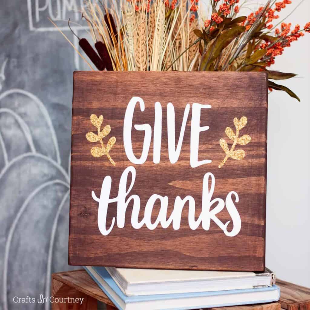 Easy Stained Give Thanks Sign by Mod Podge Rocks
