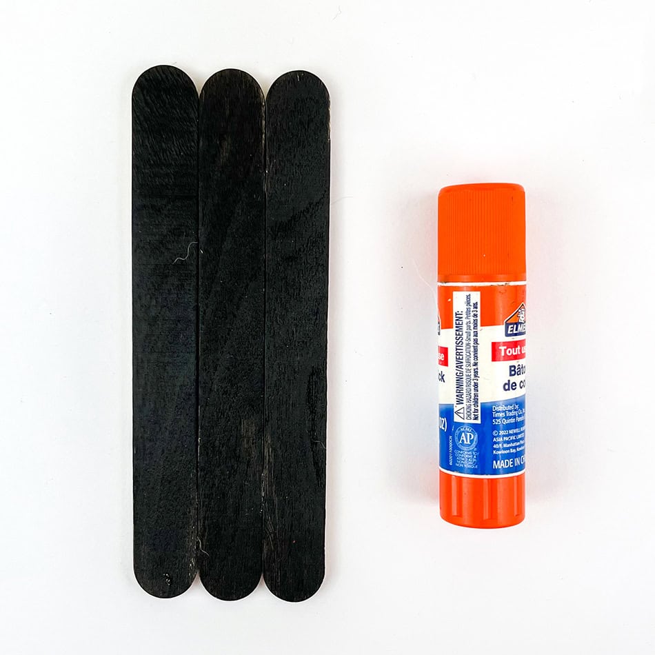 Penguin Popsicle Stick Ornament Step 2