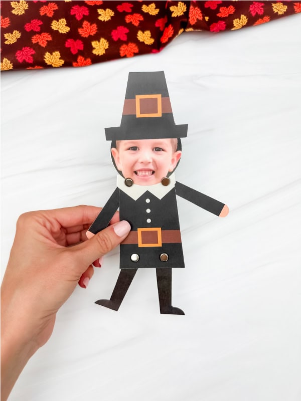 Pilgrim Photo Craft by Simple Everyday Mom