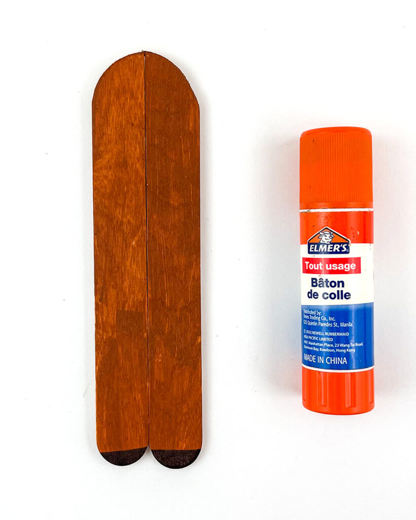 Popsicle Stick Reindeer Christmas Ornament Step 4