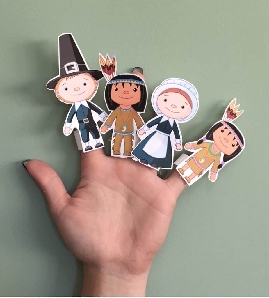 Thanksgiving Finger Puppets by Fun Family Crafts