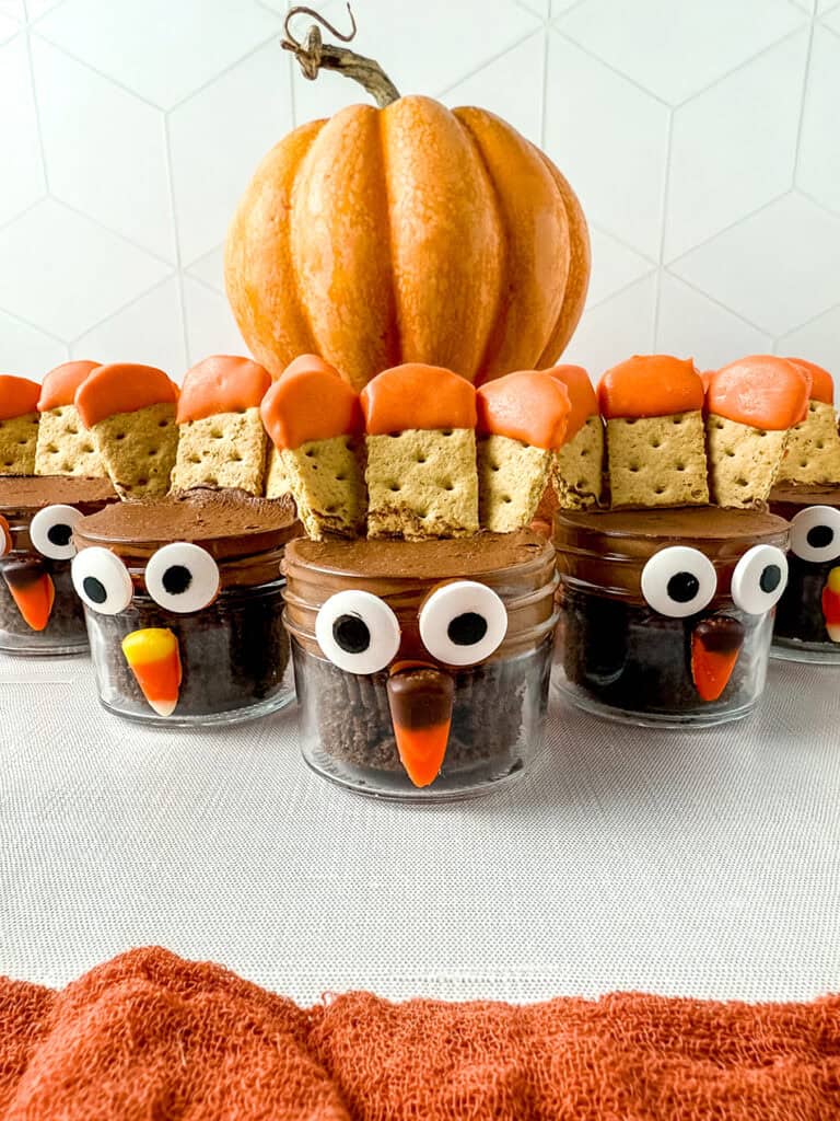 Turkey Mini Cake Jars for Thanksgiving Desserts for Kids Table