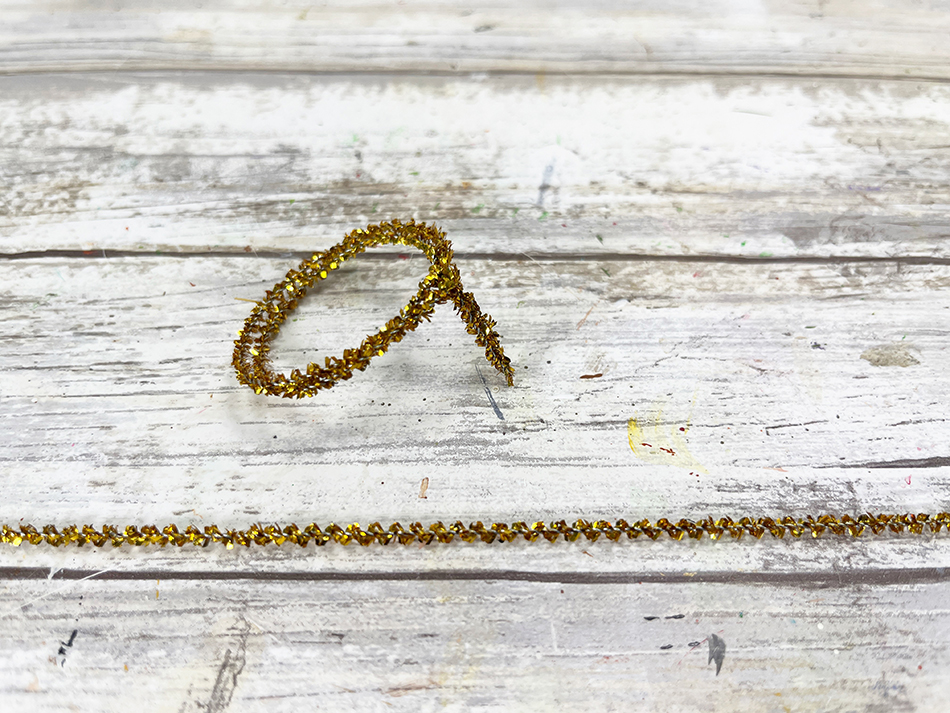 Craft Stick Angel Step 10