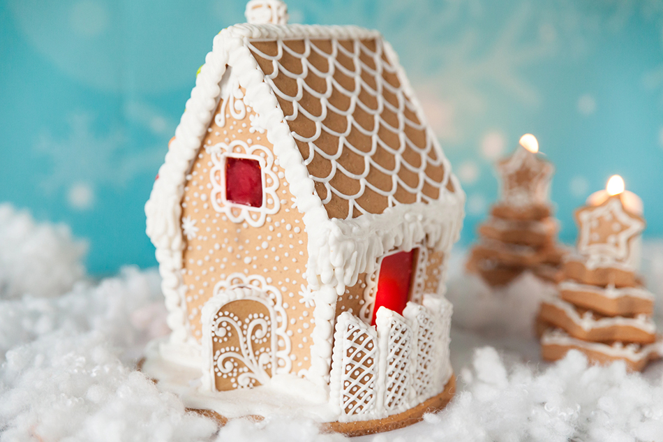 Elegant Piped Lace Gingerbread House