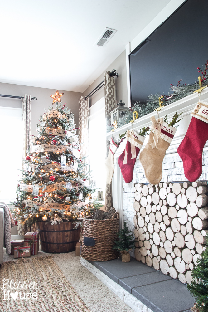 Farmhouse Christmas Decor Ideas