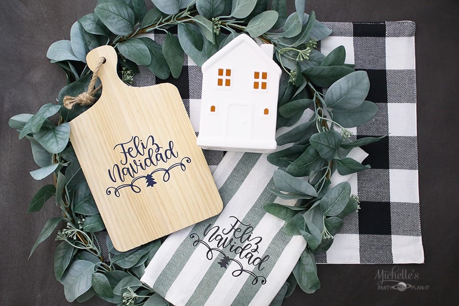 Farmhouse Christmas Dishcloths with Cutting Board