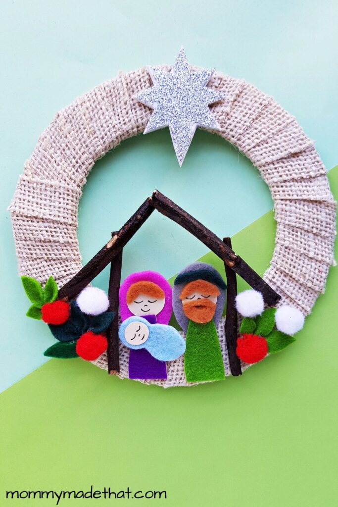 Nativity Wreath Craft by Mommy Made That
