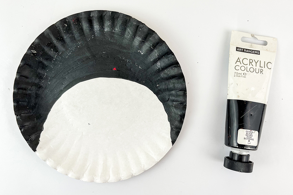 Paper Plate Penguin Step 1