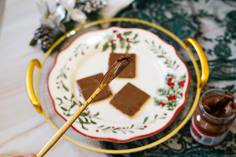 Rudolph Graham Cracker Step 1