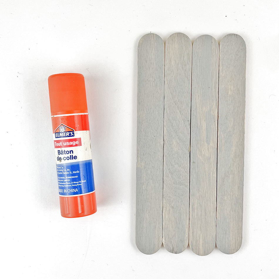 Snowy Owl Popsicle Stick Craft Step 1