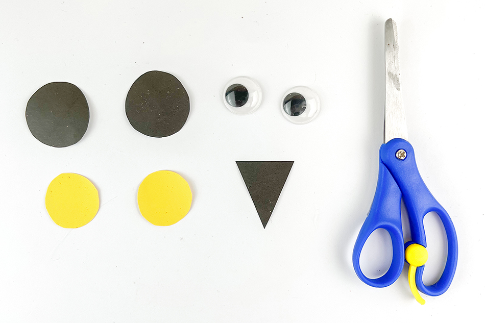 Snowy Owl Popsicle Stick Craft Step 4