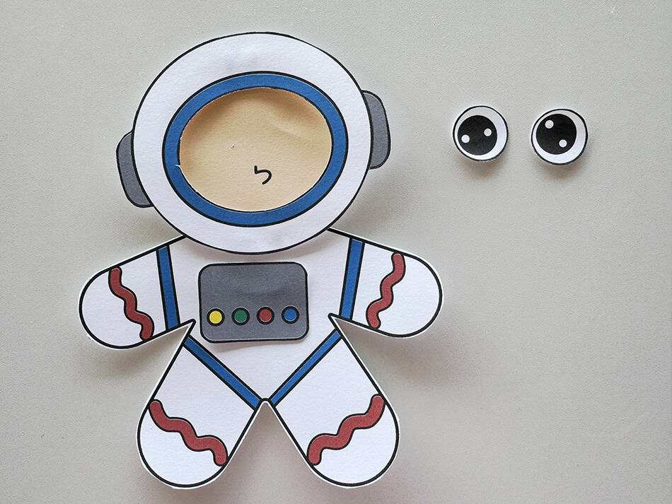 Astronaut Gingerbread Man Disguise Step 3