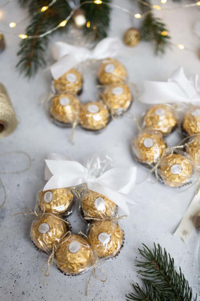 Christmas Wreath with Ferrero Rocher by Try Try Try