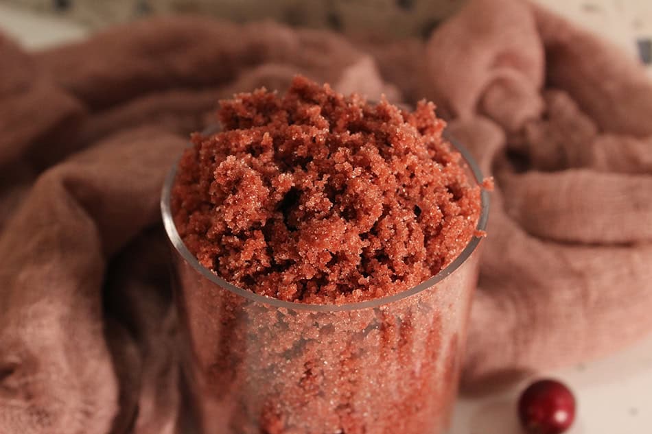 DIY Cranberry Sugar Scrub Recipe for Christmas Gifts