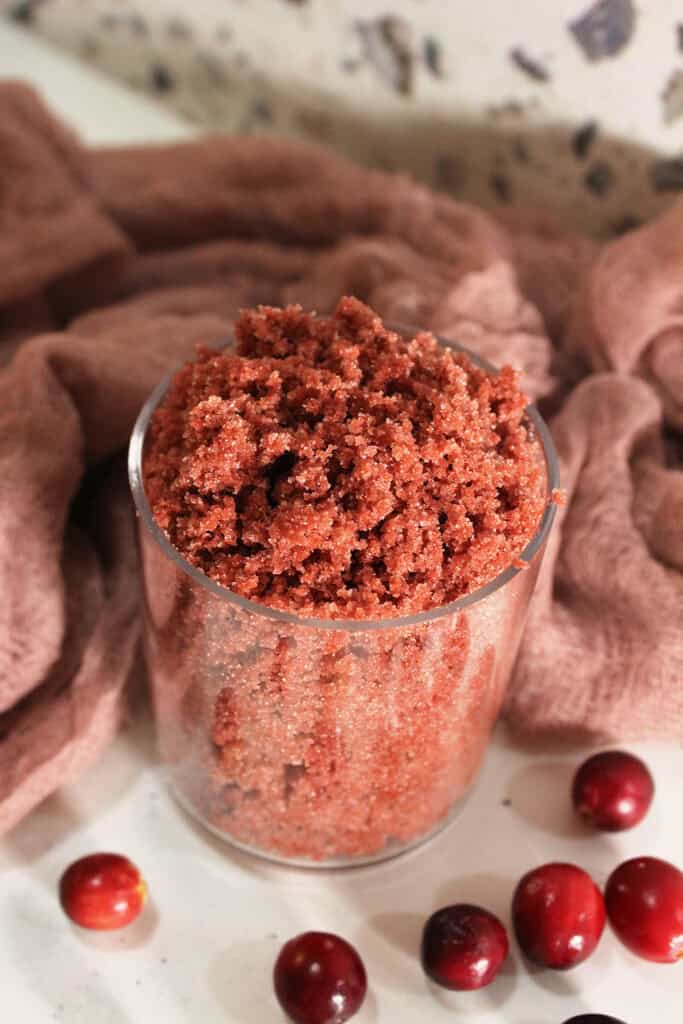 DIY Cranberry Sugar Scrub Recipe for Winter