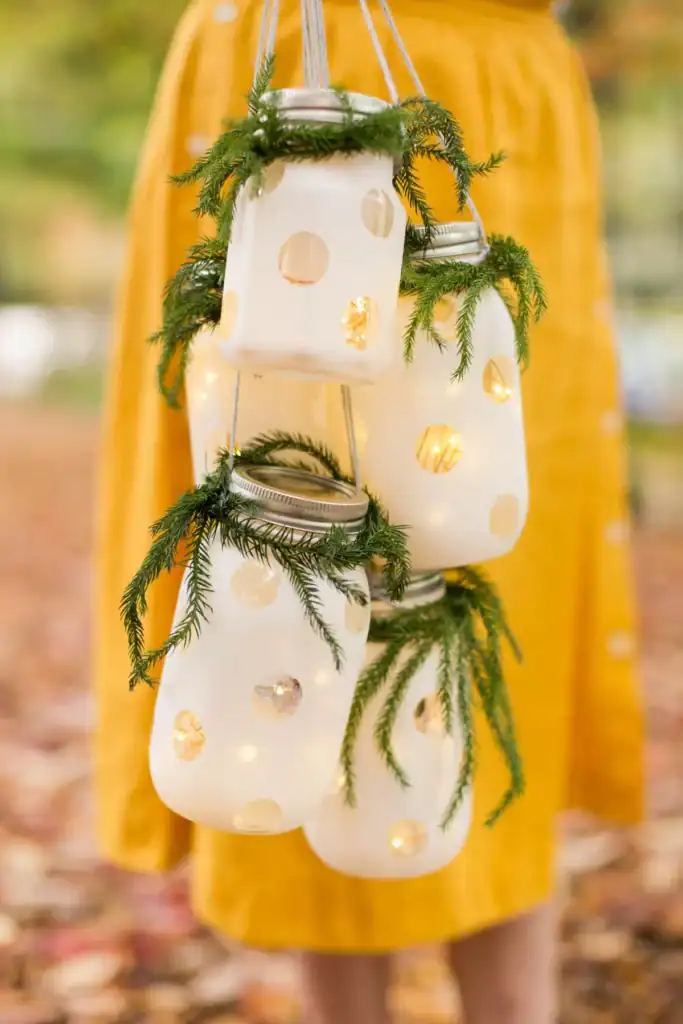 DIY Hanging Holiday Lanterns by Paper n Stitch